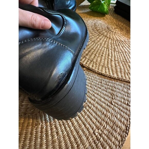Women’s size 8 black long boots - Picture 4 of 10